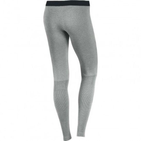 Women’s Nike Seamless Tights - size M - Picture 2 of 2